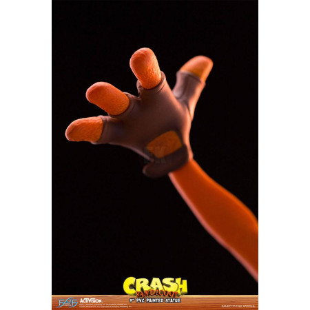 Crash Bandicoot N. Sane Trilogy PVC socha Crash Bandicoot 23 cm